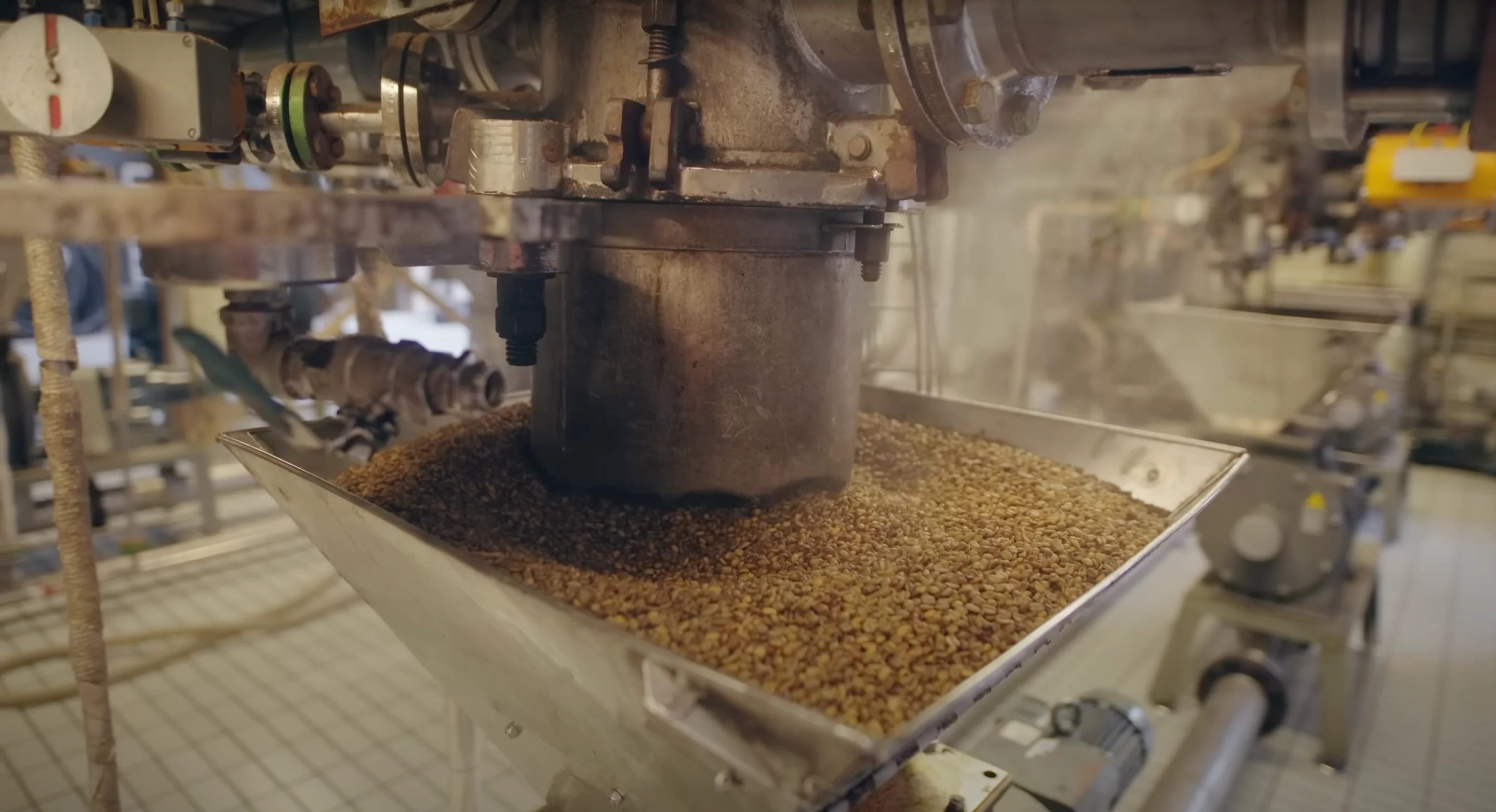 فرآوری اتیل استات برای از قهوه دی کف